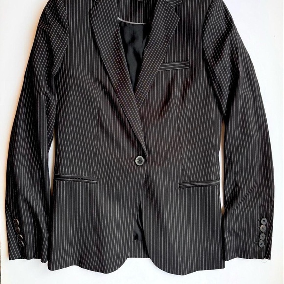 MANGO MNG Women’s Pinstripe Black Blazer Suit Jacket Medium - Picture 3 of 8